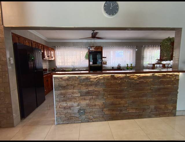 3 BEDROOM HOUSE FOR SALE IN MAGALIESKRUIN